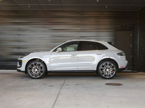 New 2025 Porsche Macan AWD/4WD image 2