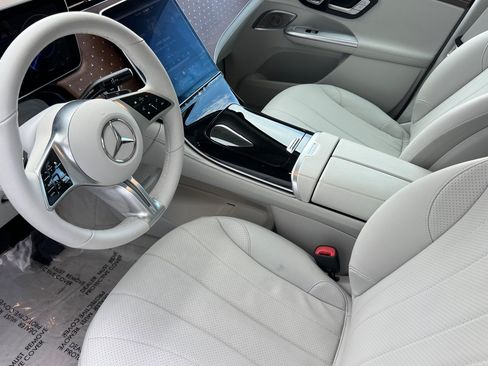 Certified 2023 Mercedes-Benz EQE 350+ 4MATIC SUV image 18