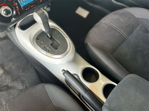 Used 2017 Nissan Juke SV image 21