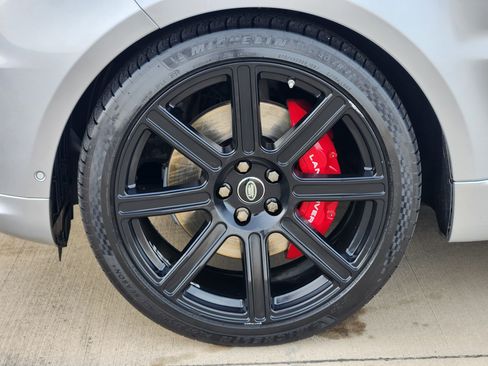 Used 2020 Land Rover Range Rover Sport HST image 9