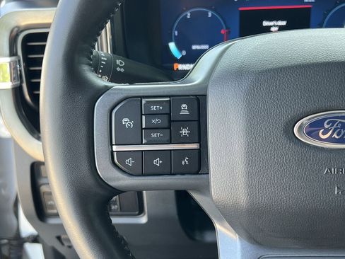 Used 2023 Ford F250 Lariat w/ Lariat Ultimate Package AWD/4WD image 14