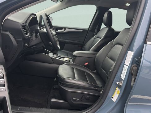 Used 2025 Ford Escape Platinum image 22