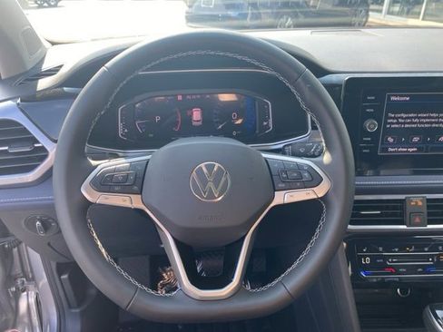 New 2025 Volkswagen Taos SEL AWD/4WD image 11