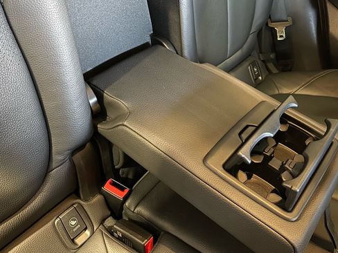 Used 2018 BMW X2 sDrive28i w/ M SportX Package image 48