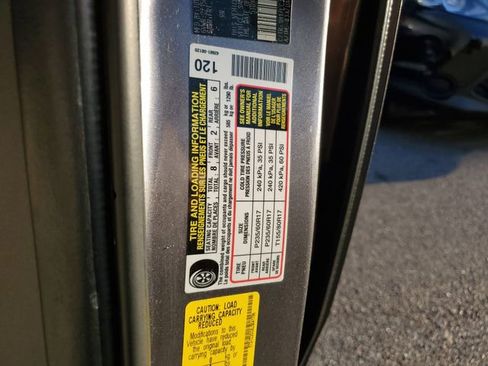 Used 2020 Toyota Sienna XLE FWD image 31