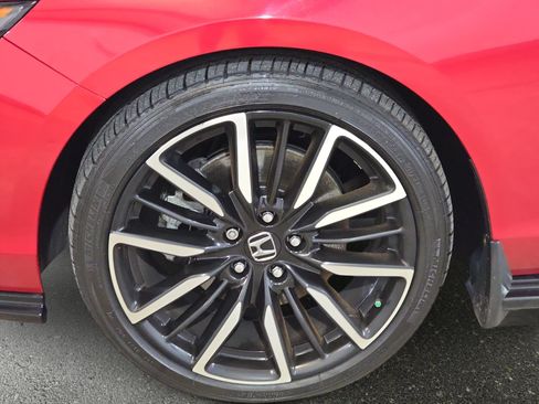 Certified 2023 Honda Accord Touring image 30