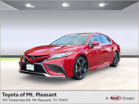 Used 2021 Toyota Camry XSE FWD image 1