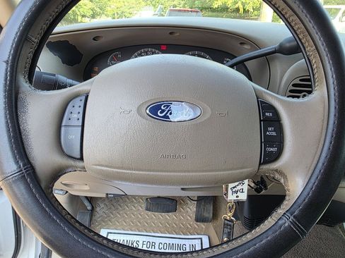 Used 2003 Ford F150 XL RWD image 15