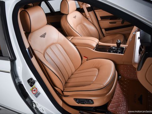 Used 2012 Bentley Mulsanne image 23