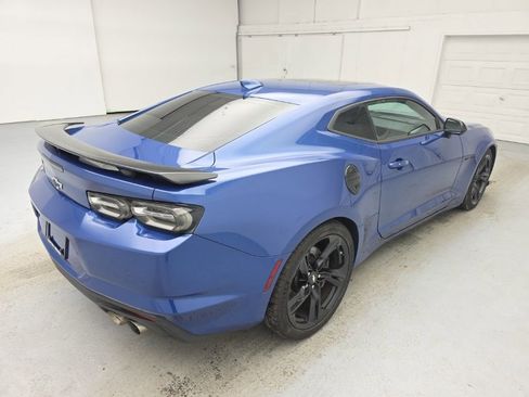 Used 2019 Chevrolet Camaro SS w/ Black Appearance Package image 12