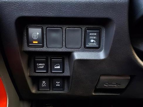 Certified 2025 Nissan Frontier PRO-4X w/ Pro Convenience Package image 17