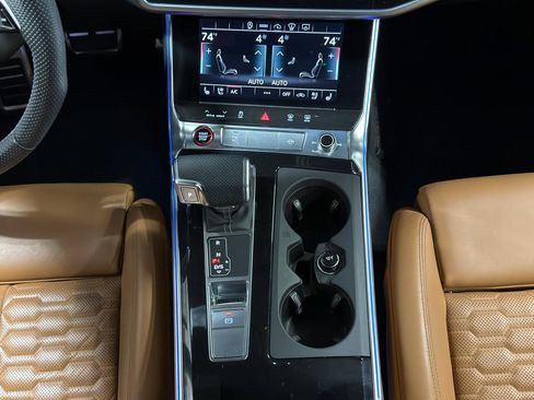 Used 2021 Audi RS 6 image 21