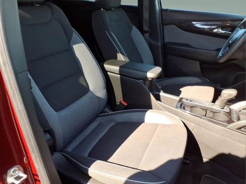 Used 2024 Chevrolet TrailBlazer LT AWD/4WD image 17