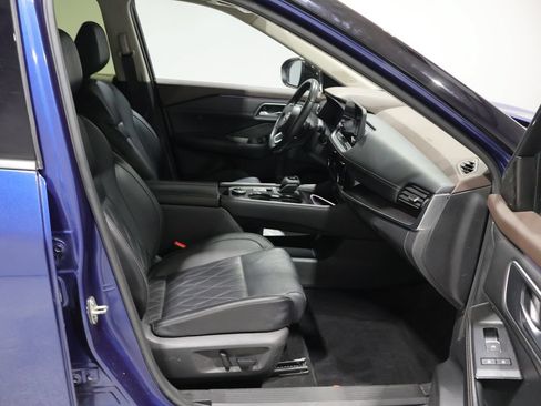 Used 2023 Nissan Rogue Platinum w/ Platinum Premium Package AWD/4WD image 23
