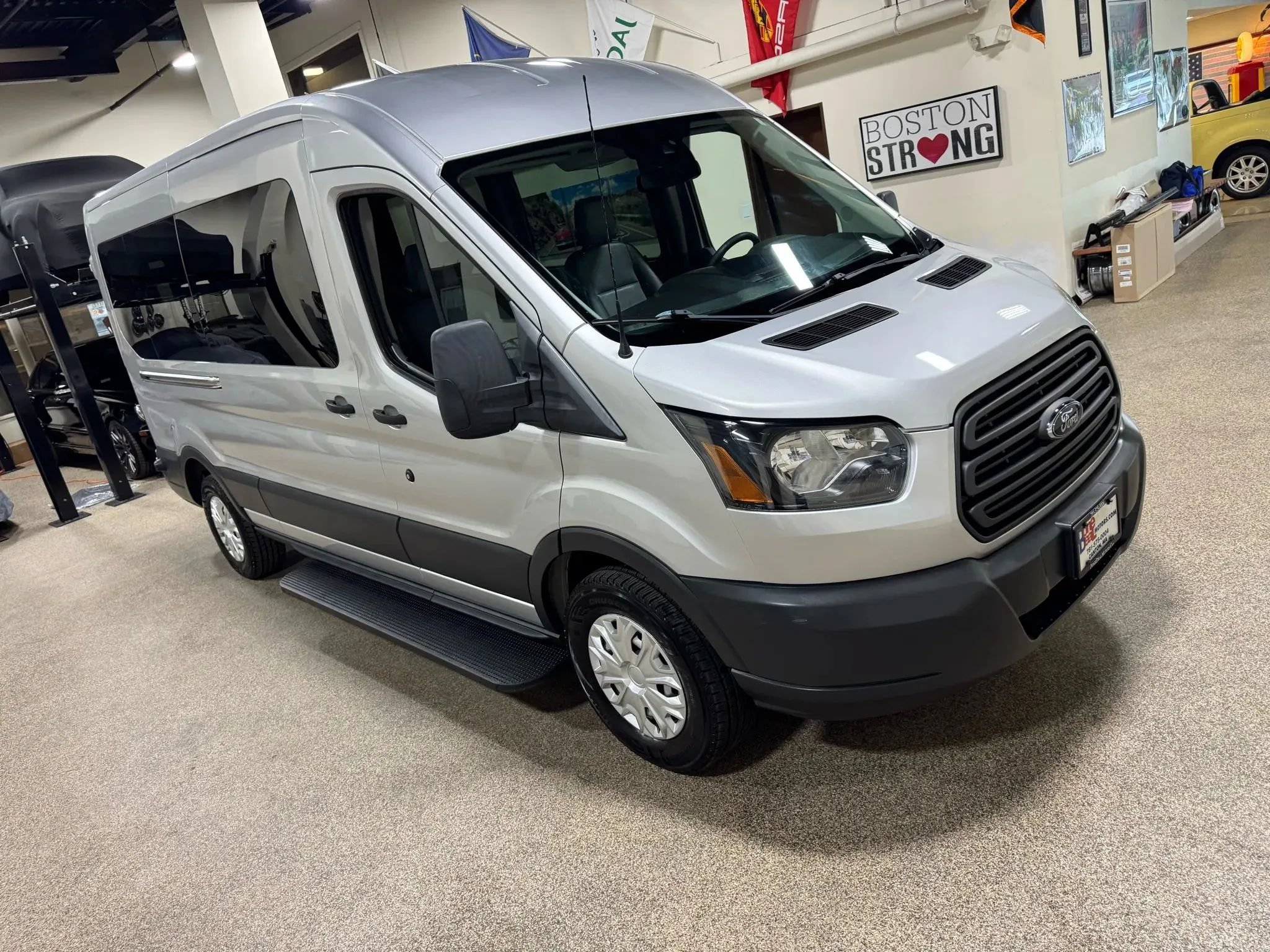 Used 2015 Ford Transit 250 148 Medium Roof RWD image 14