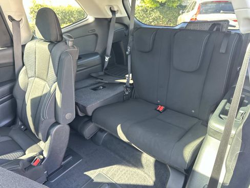 Used 2020 Subaru Ascent Premium w/ Sport Package image 24