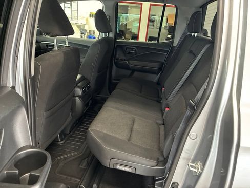 Used 2024 Honda Ridgeline Sport image 11