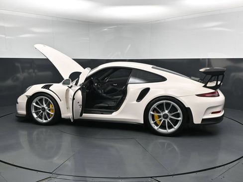Certified 2016 Porsche 911 GT3 RS RWD image 32
