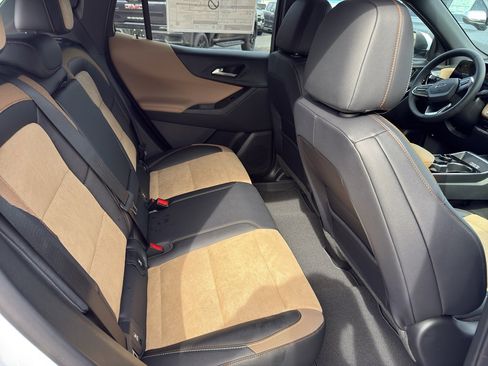 New 2026 Chevrolet Equinox ACTIV w/ Convenience Package III image 13