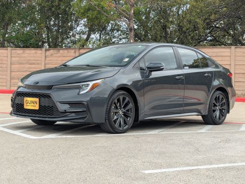 Used 2023 Toyota Corolla SE image 8