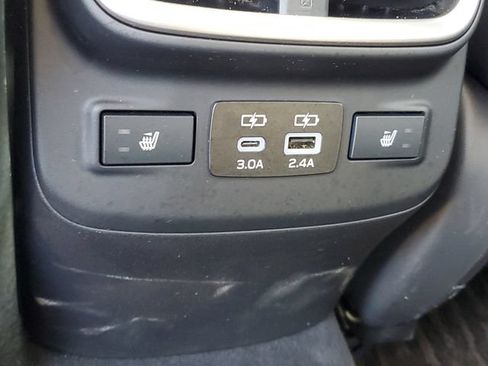 Certified 2025 Subaru Outback Limited AWD/4WD image 12