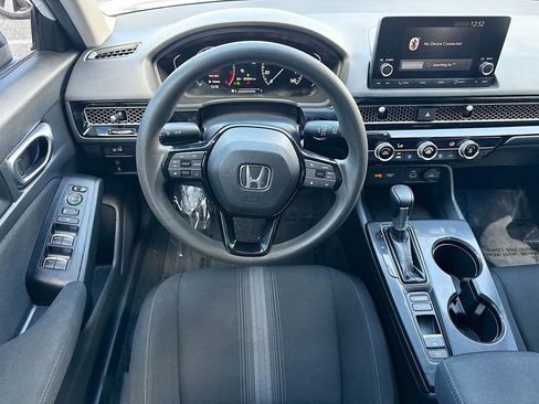Used 2022 Honda Civic LX image 15