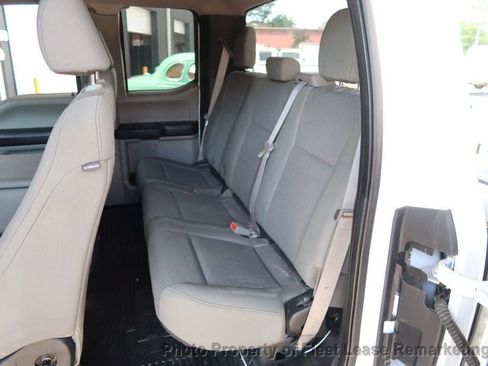 Used 2017 Ford F250 XL w/ Power Equipment Group AWD/4WD image 15