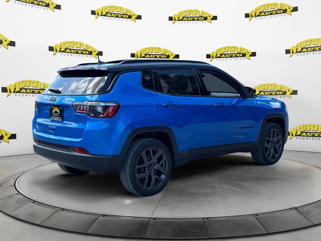 New 2025 Jeep Compass Limited w/ Sun & Sound Group AWD/4WD image 5