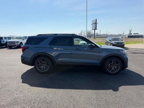 New 2026 Ford Explorer ST w/ Sun And Sound Package AWD/4WD image 4