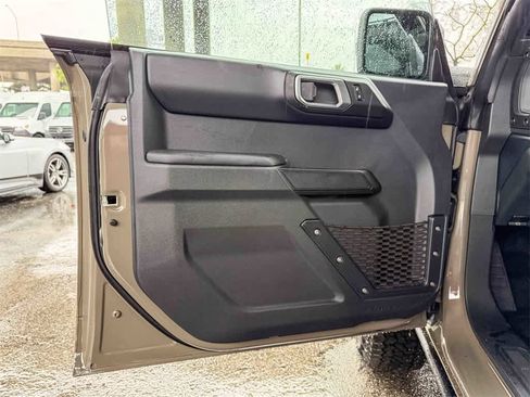 New 2025 Ford Bronco Badlands image 21