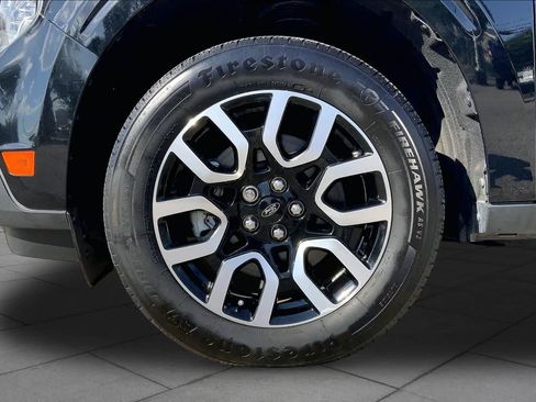 Certified 2022 Ford Maverick Lariat FWD image 9