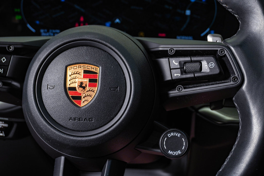 Certified 2024 Porsche Cayenne S AWD/4WD image 19
