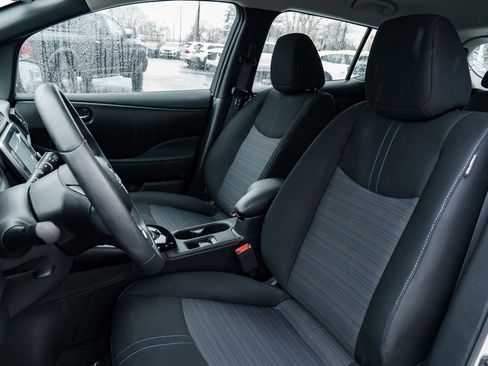 Used 2023 Nissan Leaf SV Plus image 19