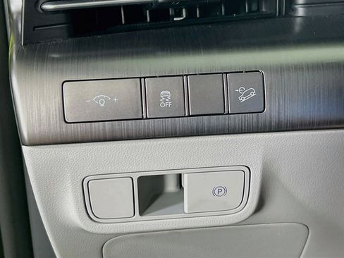 Used 2024 Hyundai Kona SEL w/ Convenience Package AWD/4WD image 10