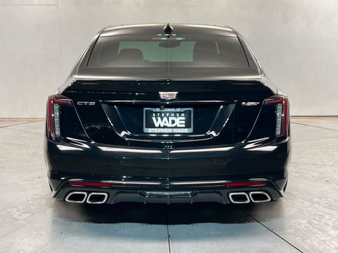 Used 2020 Cadillac CT5 V w/ Premium Package RWD image 5