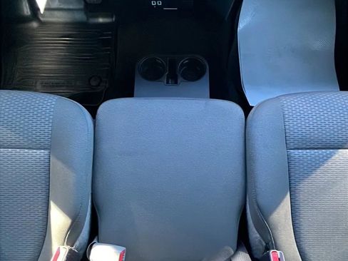 Used 2017 Ford F150 XLT w/ Equipment Group 302A Luxury image 19