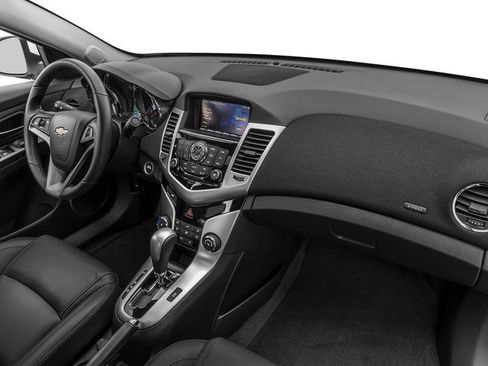 Used 2016 Chevrolet Cruze LT FWD image 21