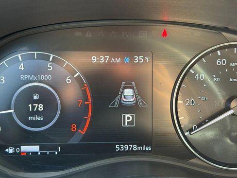 Used 2023 Nissan Kicks SV image 19