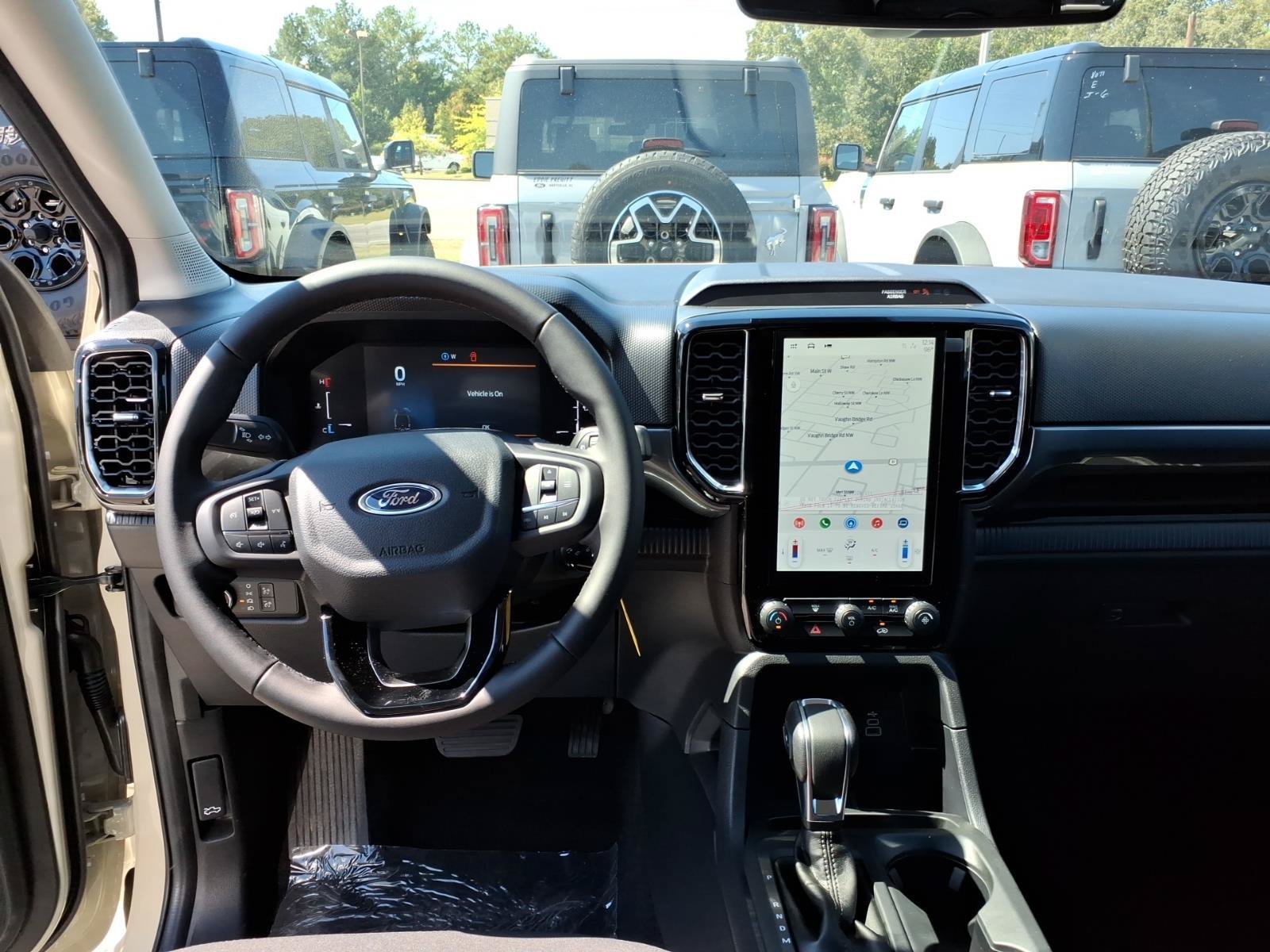 New 2026 Ford Ranger XLT w/ FX4 Off-Road Package AWD/4WD image 13