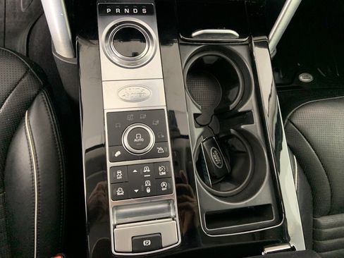 Used 2017 Land Rover Discovery HSE Luxury image 13