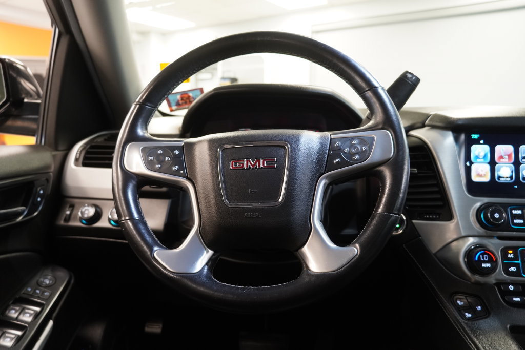 Used 2017 GMC Yukon SLT AWD/4WD image 20