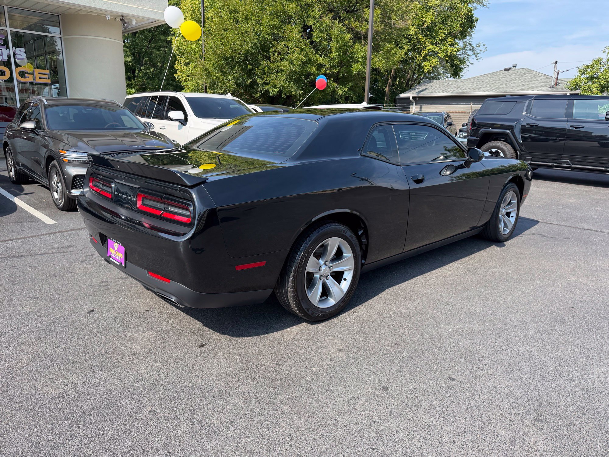 Used 2019 Dodge Challenger SXT RWD image 6