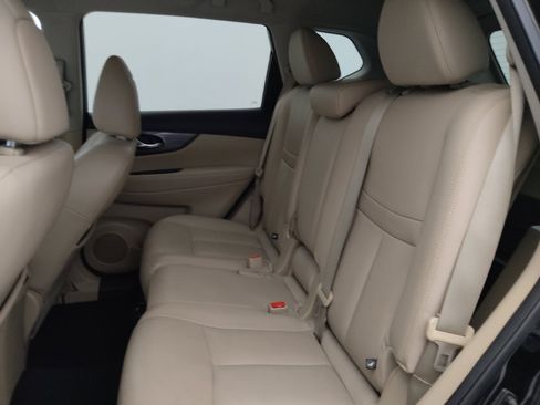 Used 2016 Nissan Rogue SL w/ SL Premium Package FWD image 18
