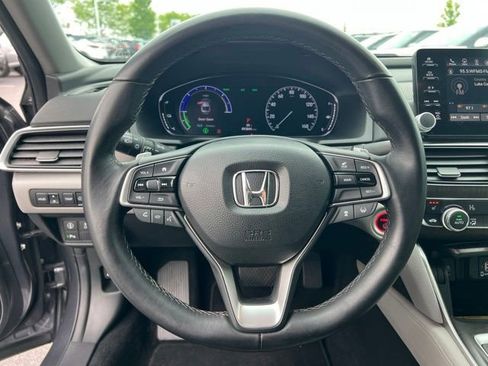 Used 2019 Honda Accord Touring image 13