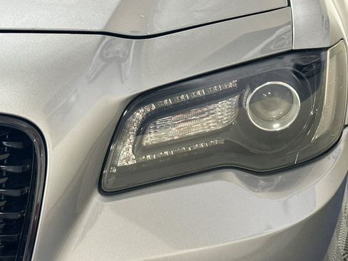 Used 2018 Chrysler 300 S RWD image 50