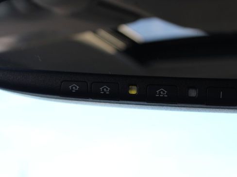 Used 2024 Nissan Armada SL image 37