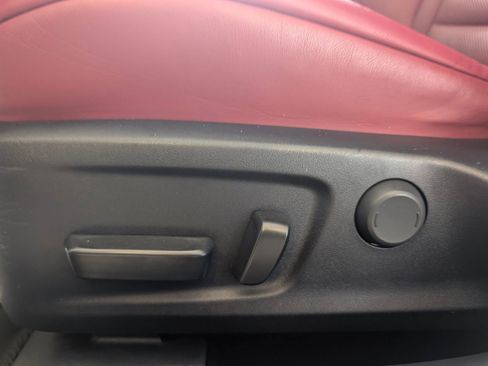 Used 2019 Lexus IS 350 350 image 12