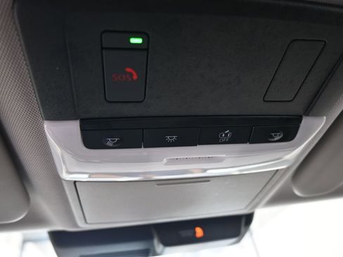 Used 2023 Mitsubishi Outlander ES image 29