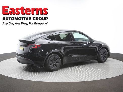 Used 2021 Tesla Model Y Long Range AWD/4WD image 37