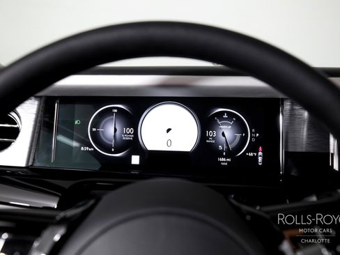 Certified 2025 Rolls-Royce Phantom Sedan image 14